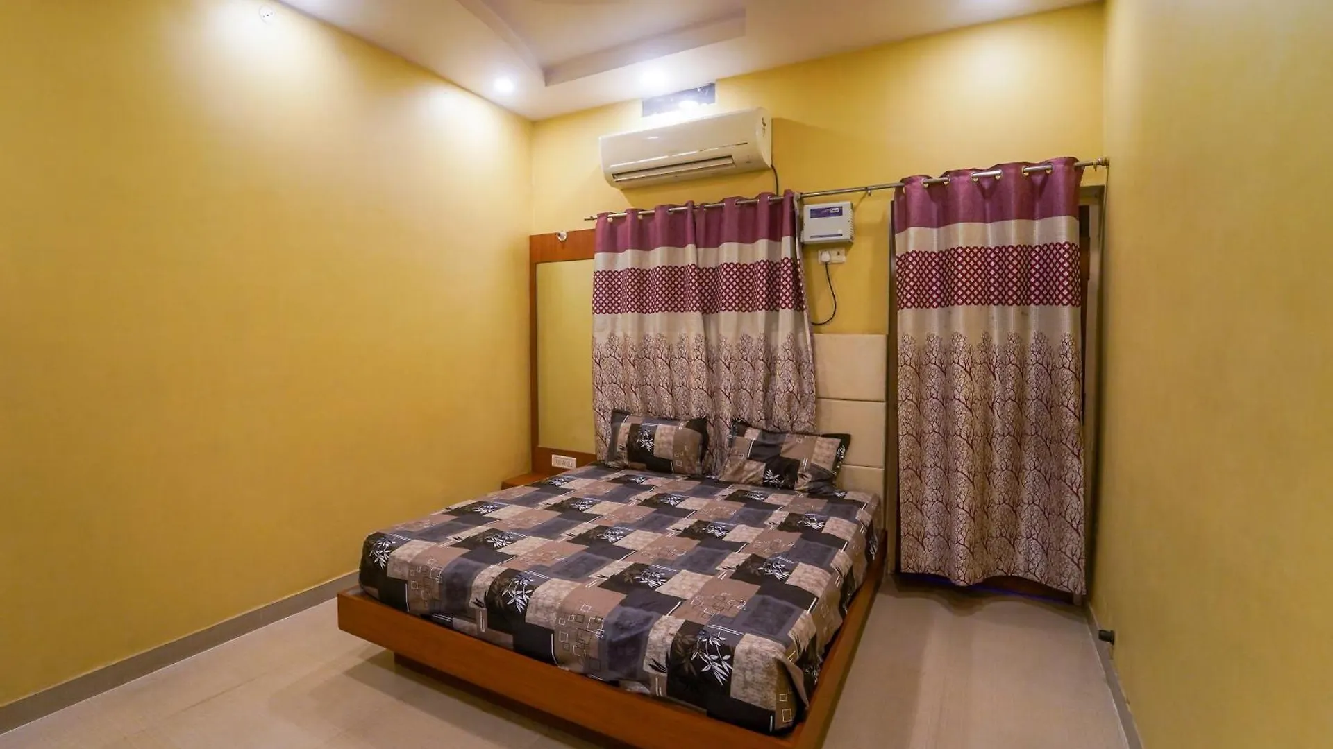 Rk Appartment 3 Bedroom With Kitchen And Balcony Varanasi Apartment